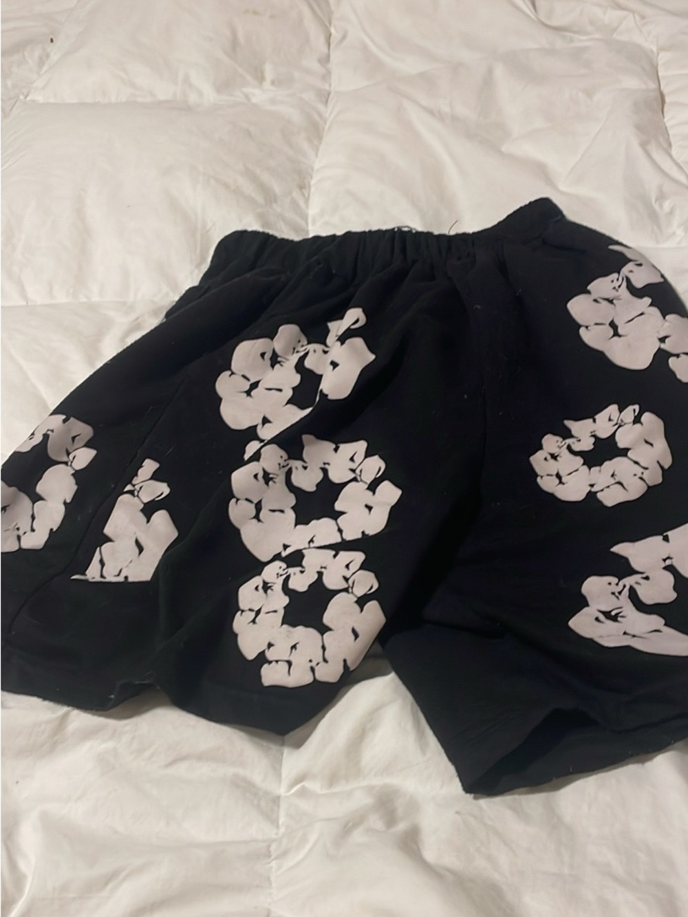 Men demin tear shorts. Shorts of the summer set